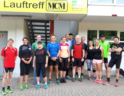 Wie man auf dem Foto sieht, hat der erste, noch interne Lauftreff, allen Beteiligten Spaß gemacht!