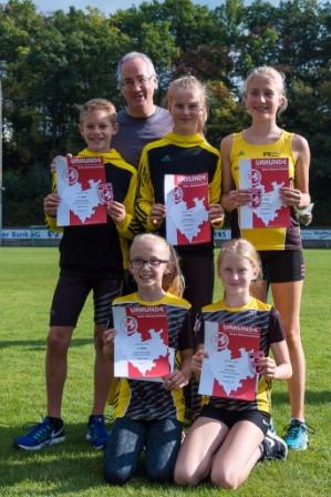 160926-kreismeisterschaft-team-mit-trrainer